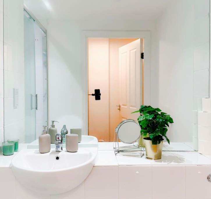 Apartment Centre Retreat *